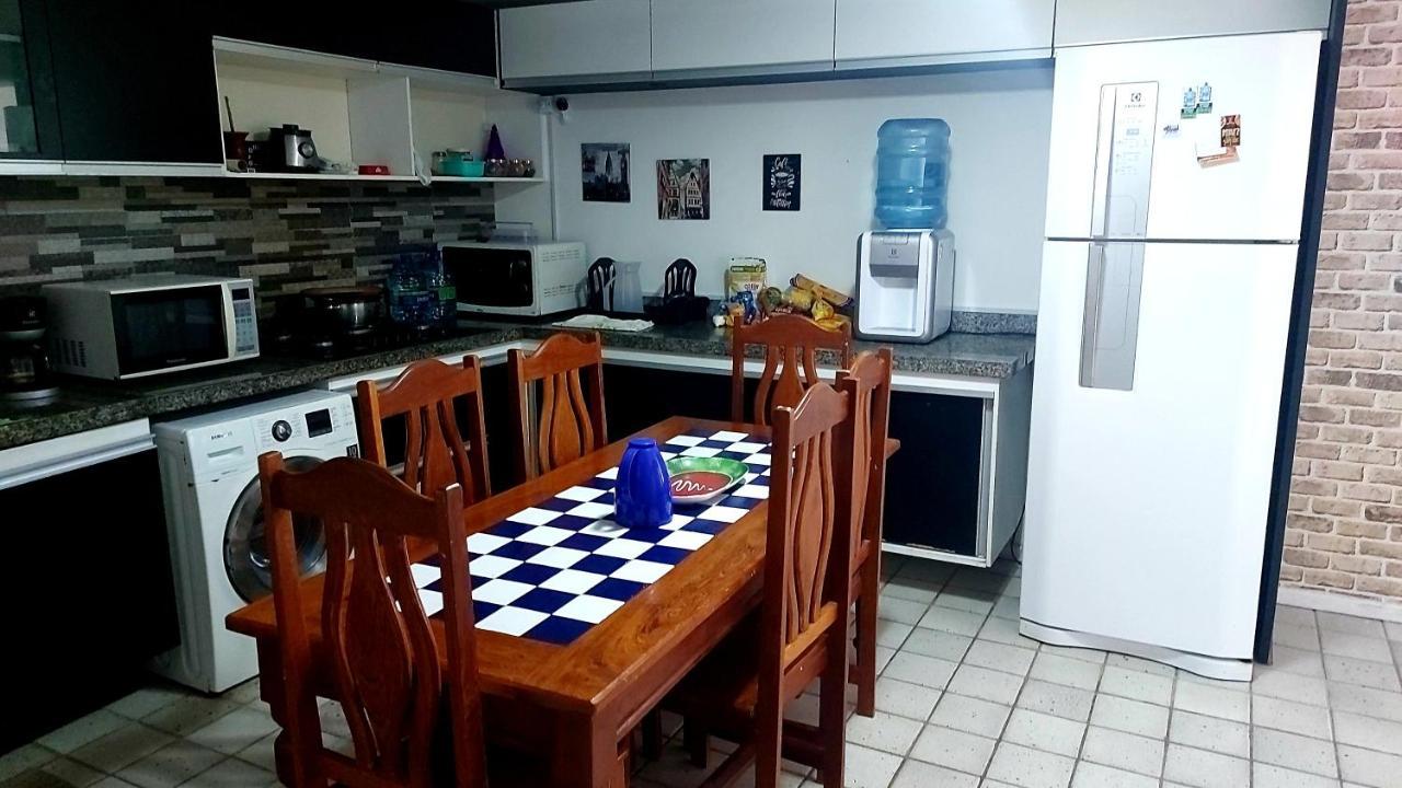Quartos Em Apartamento Compartilhado Beira Mar Ресифи Екстериор снимка